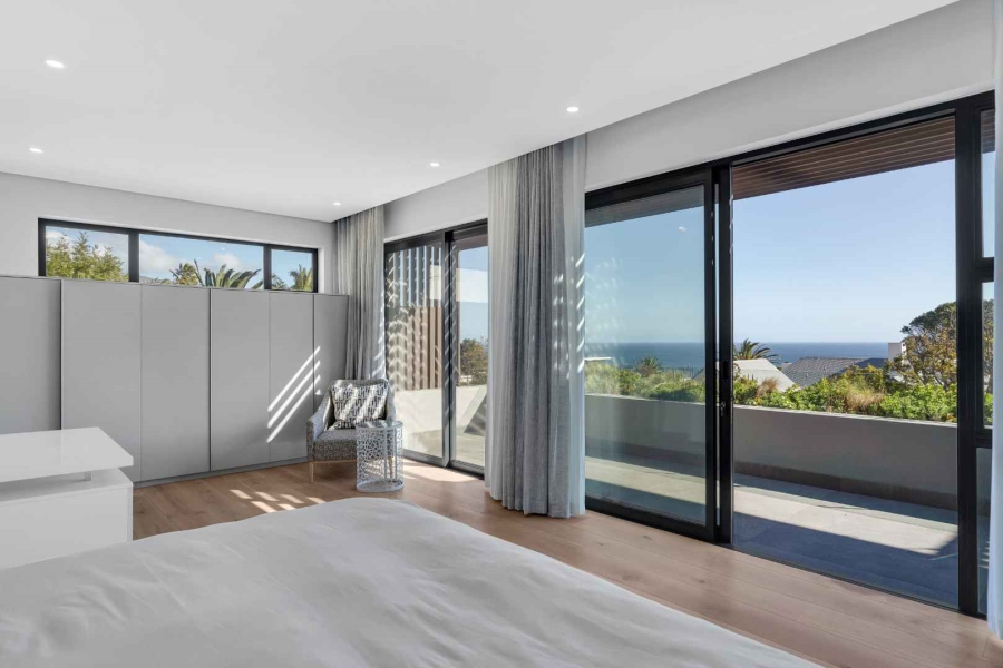 6 Bedroom Property for Sale in Camps Bay Western Cape